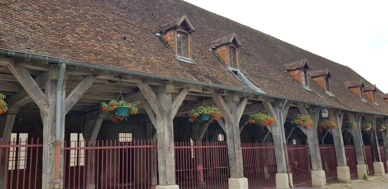 Les Petites Forges Auxonne Exterior foto