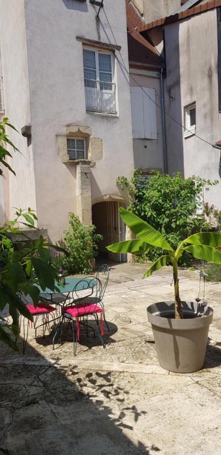 Les Petites Forges Auxonne Exterior foto