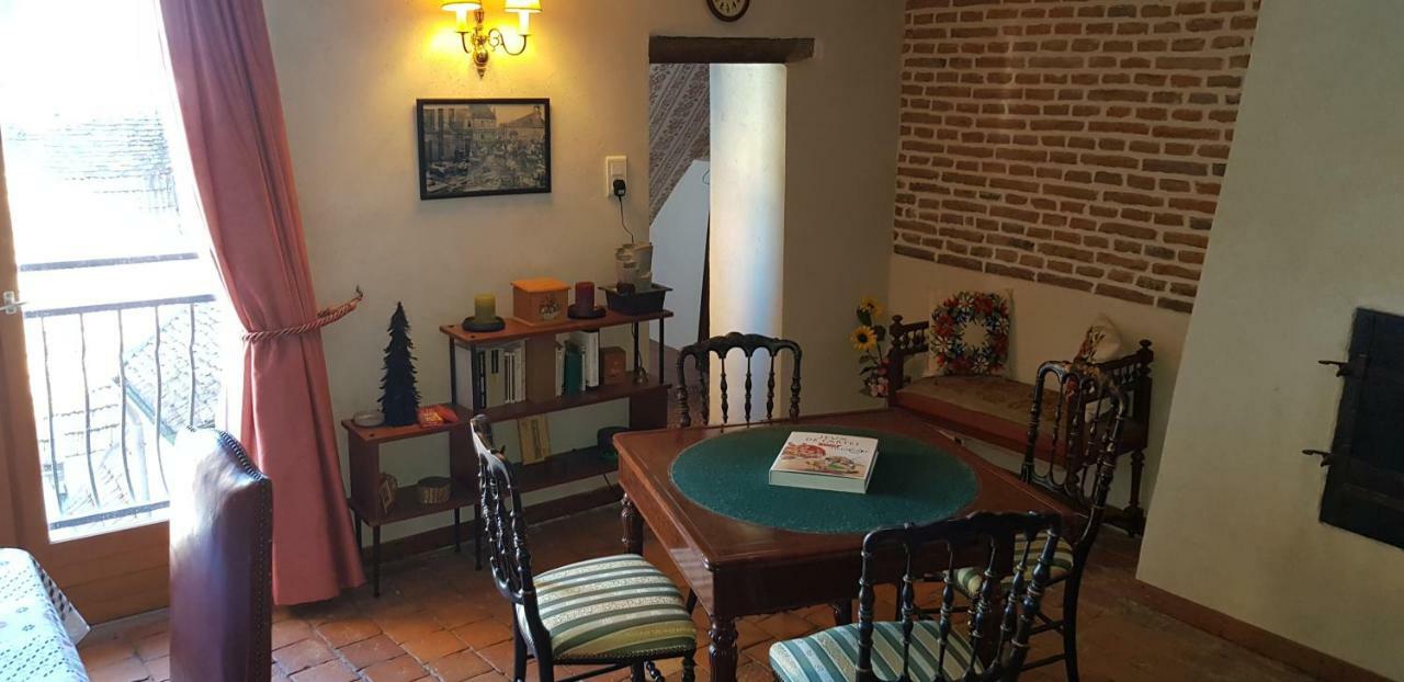 Les Petites Forges Auxonne Exterior foto